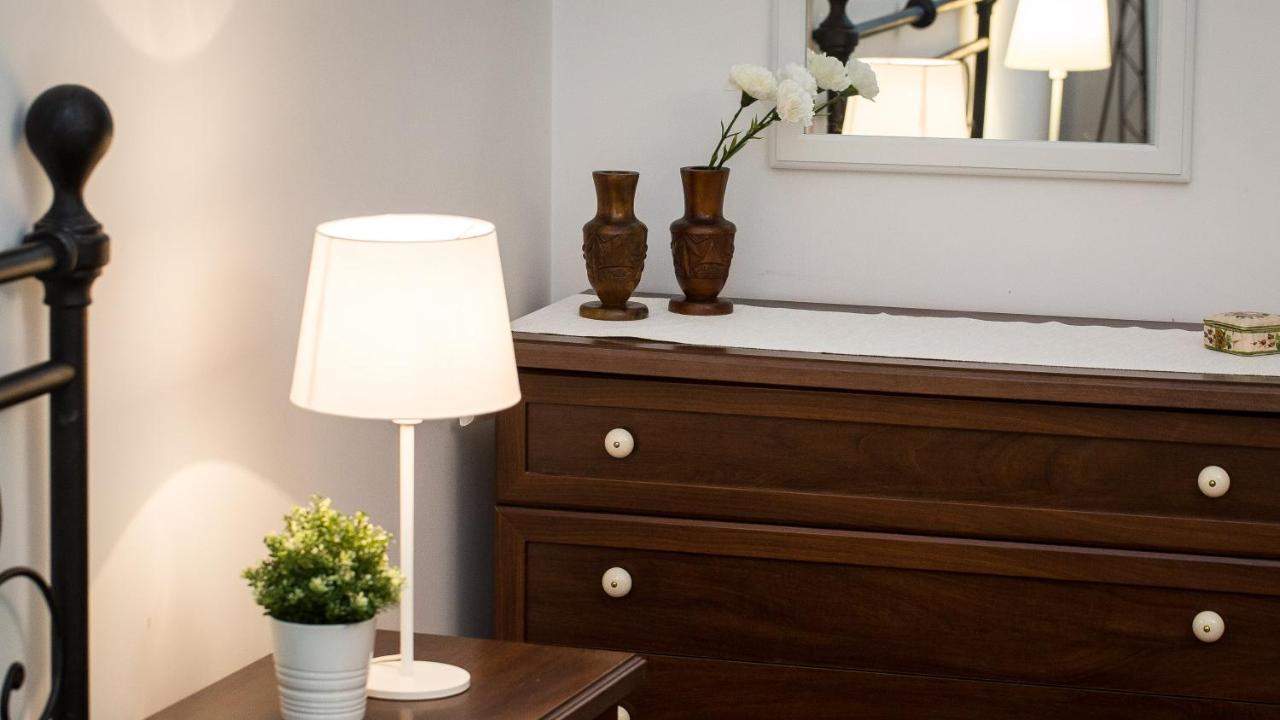 Atheneum By In Apartamento
